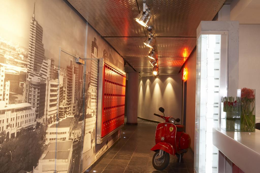 Metropolis Luxury Apartments ケープタウン エクステリア 写真