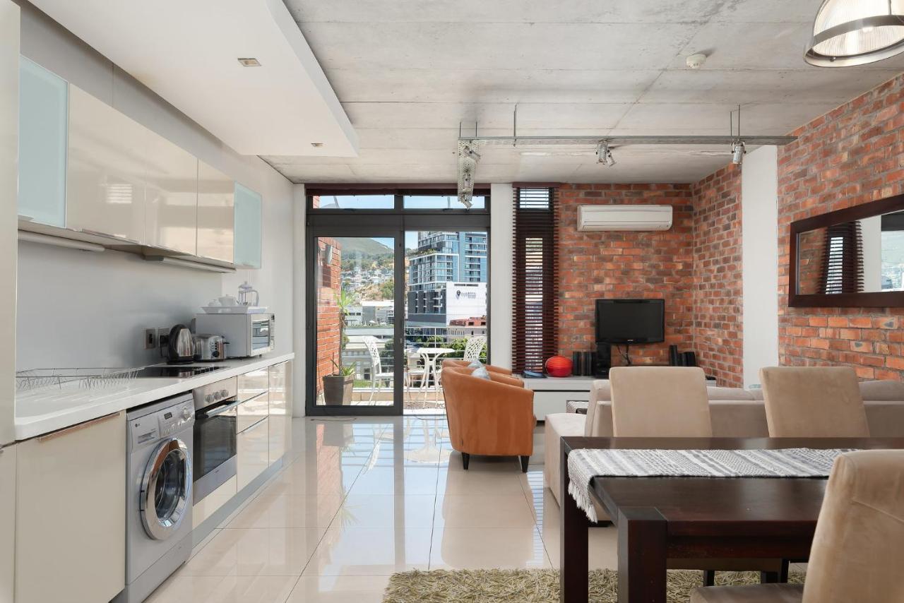 Metropolis Luxury Apartments ケープタウン エクステリア 写真