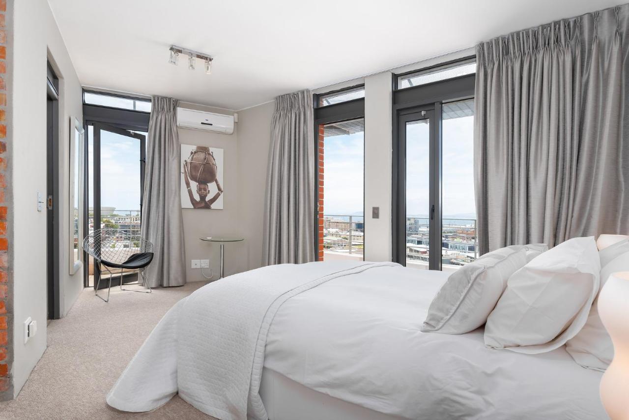 Metropolis Luxury Apartments ケープタウン エクステリア 写真