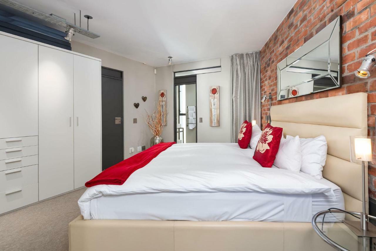 Metropolis Luxury Apartments ケープタウン エクステリア 写真