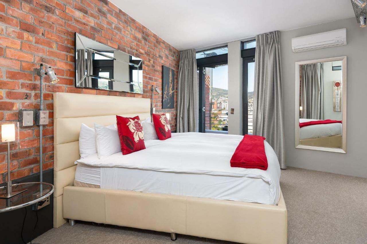 Metropolis Luxury Apartments ケープタウン エクステリア 写真