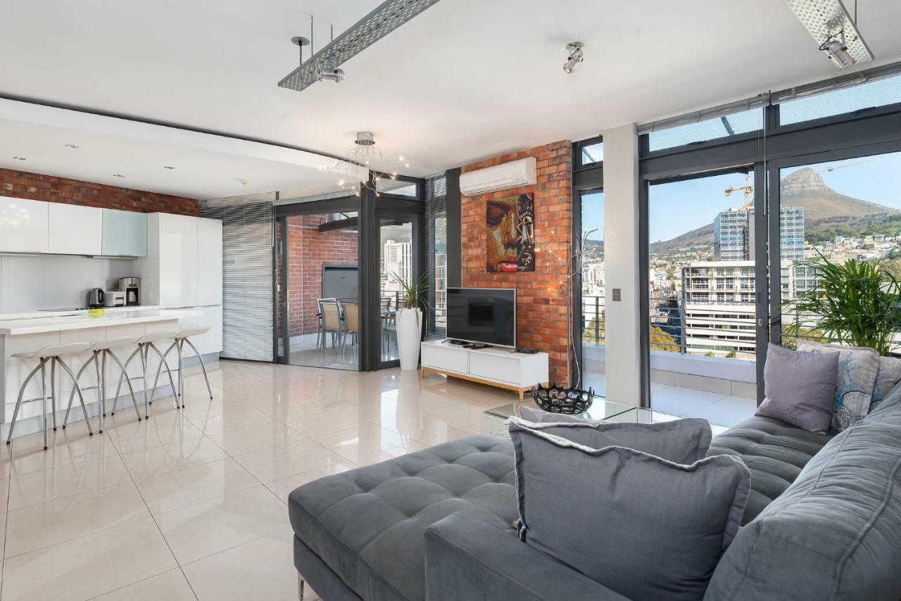 Metropolis Luxury Apartments ケープタウン エクステリア 写真